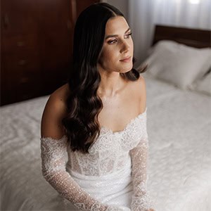 Stylish φθινοπωρινός γάμος στη Λεμεσό με τριαντάφυλλα στο βαθύ κόκκινο │ Niki & Milan