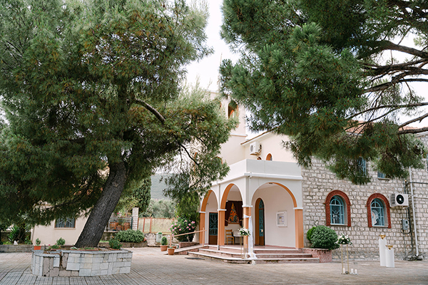 summer-wedding-nafpaktos-white-flowers_10