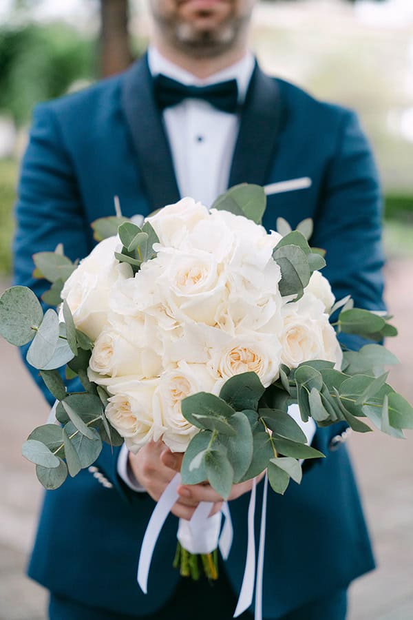 summer-wedding-nafpaktos-white-flowers_17