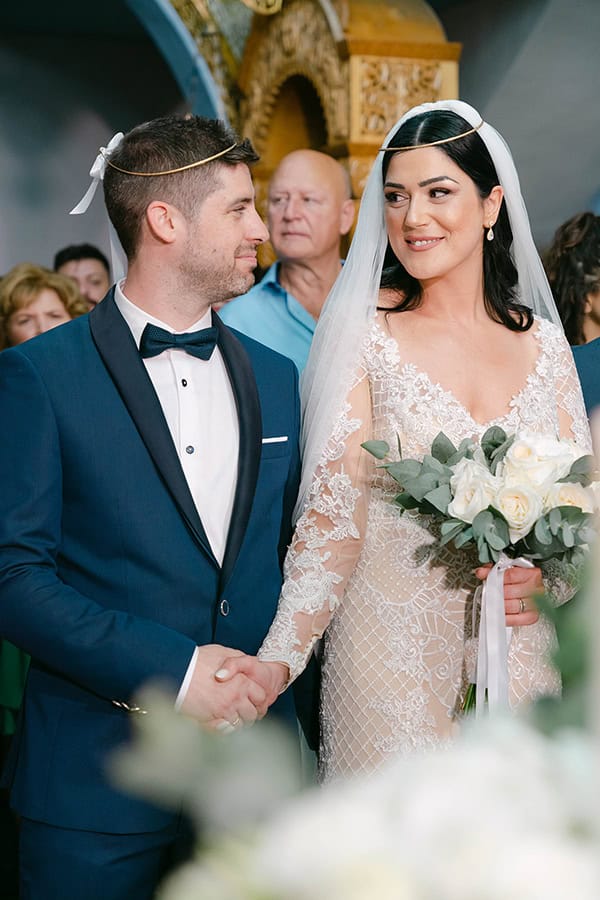 summer-wedding-nafpaktos-white-flowers_27