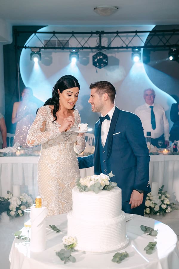 summer-wedding-nafpaktos-white-flowers_36