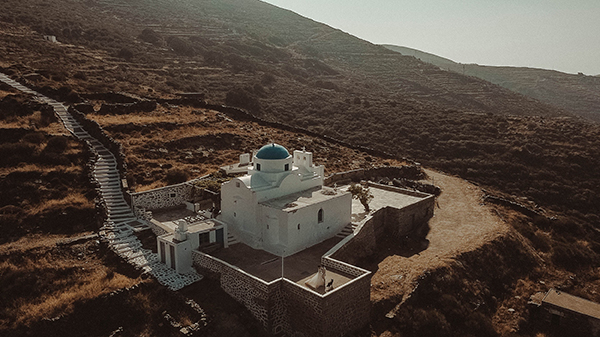 summer-wedding-serifos-romantic-images_05x