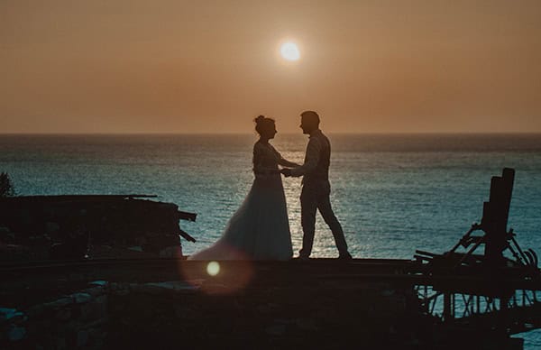 summer-wedding-serifos-romantic-images_14x