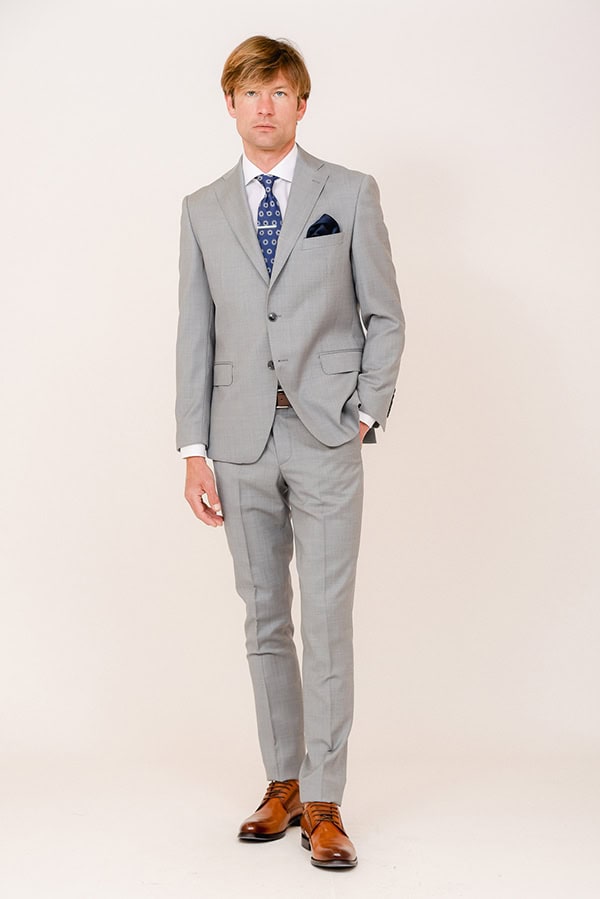 unique-groom-suits-portobellos_07