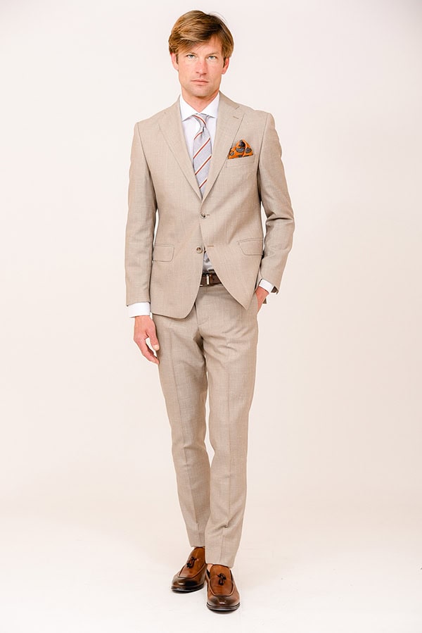 unique-groom-suits-portobellos_16