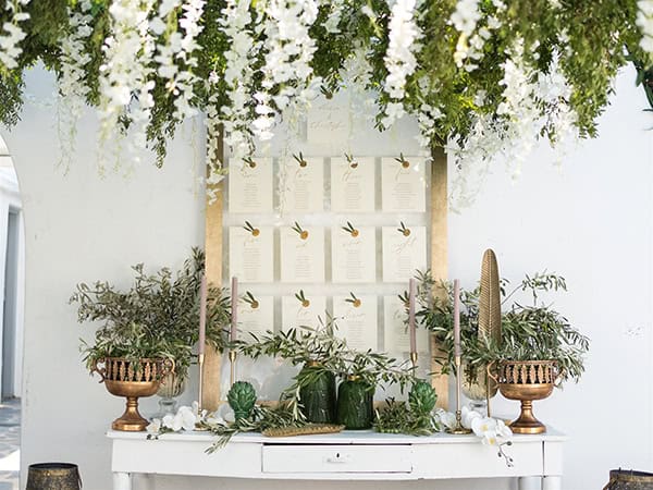 utterly-romantic-wedding-athens-elegant-details-lush-florals_12