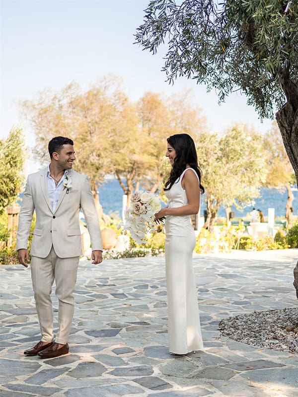 utterly-romantic-wedding-athens-elegant-details-lush-florals_14