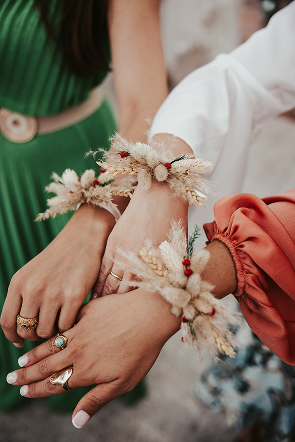 bohemian-summer-wedding-pelion-white-orange-pampas-grass_08