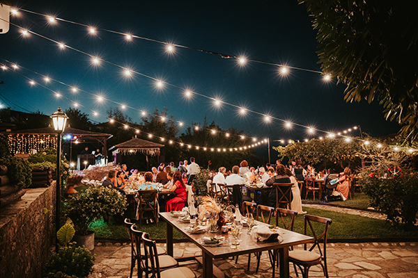 bohemian-summer-wedding-pelion-white-orange-pampas-grass_32