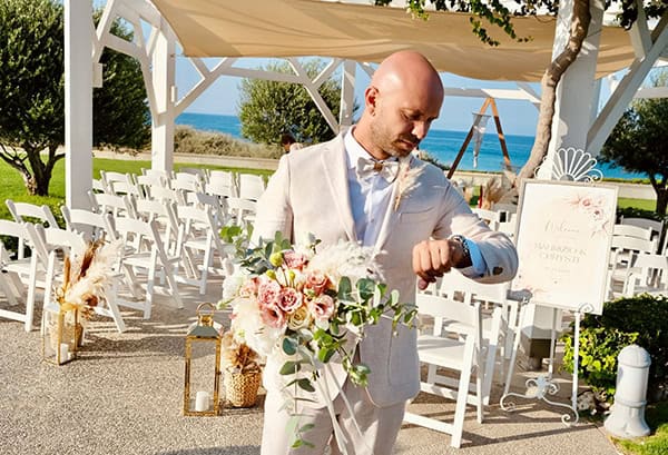 boho-romantic-summer-wedding-protaras-beautiful-flowers_03x