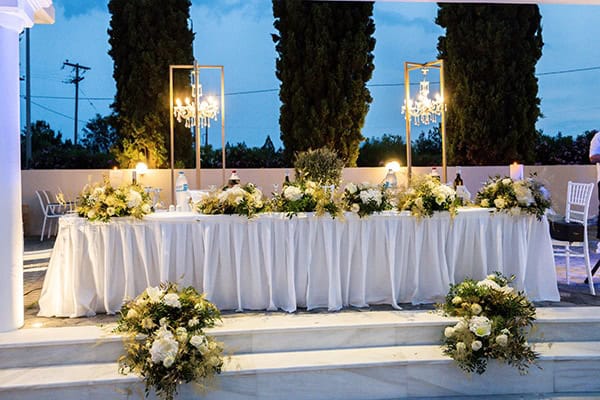 chic-summer-wedding-drama-white-orchids_20