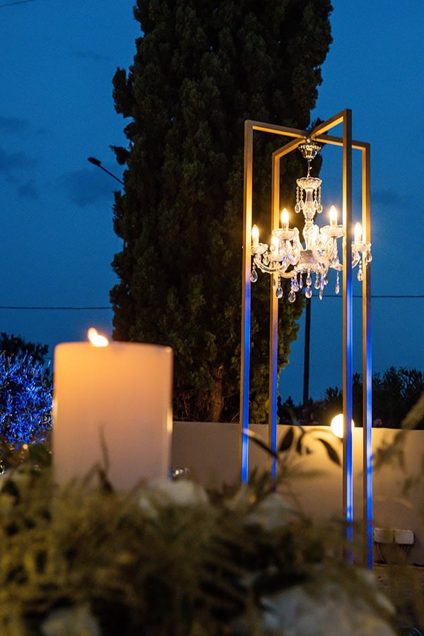 chic-summer-wedding-drama-white-orchids_21