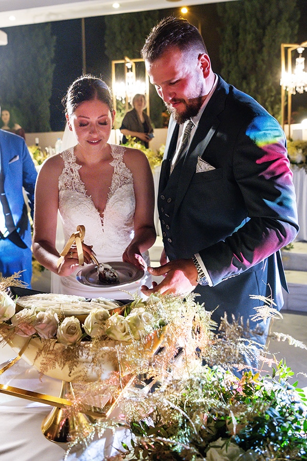 chic-summer-wedding-drama-white-orchids_24