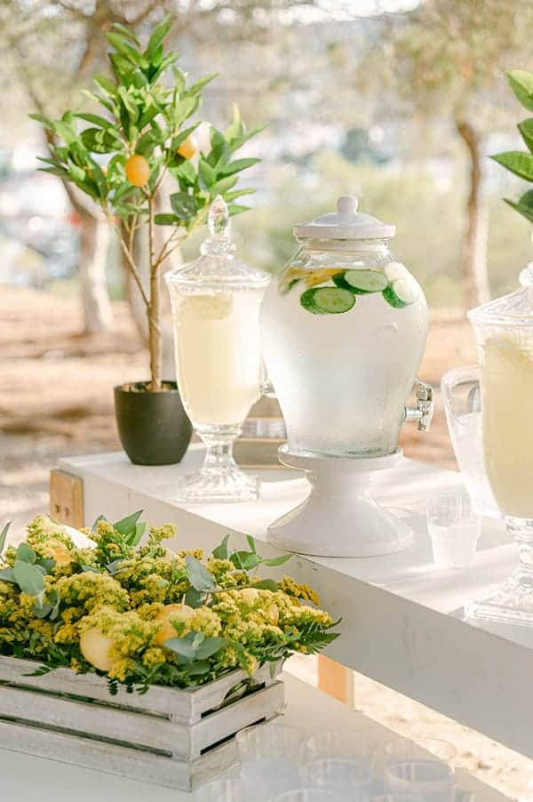 destination-summer-wedding-spetses-white-flowers_14