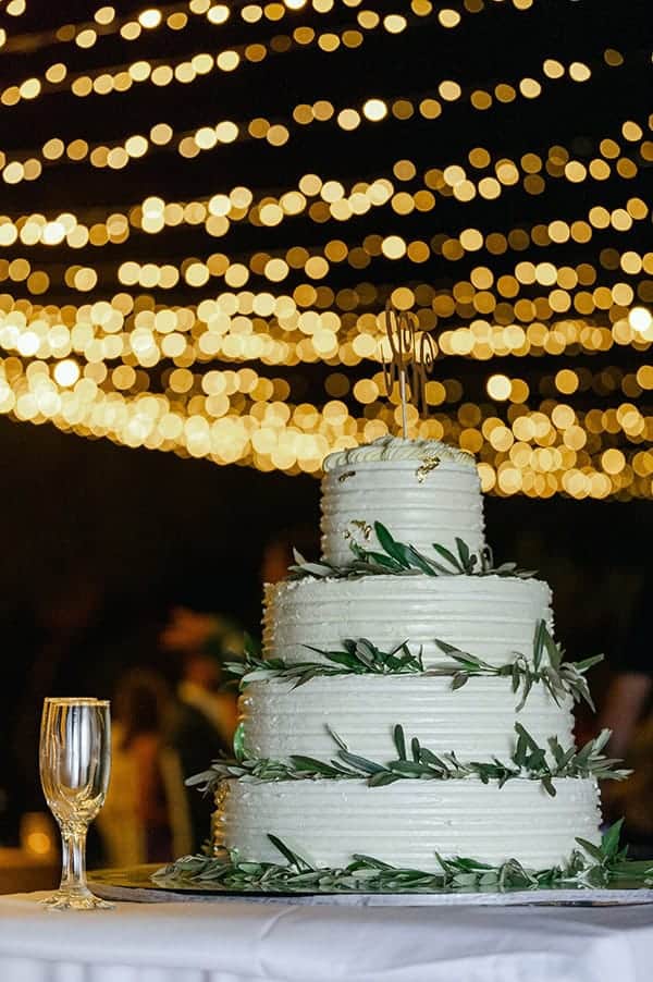 destination-summer-wedding-spetses-white-flowers_30