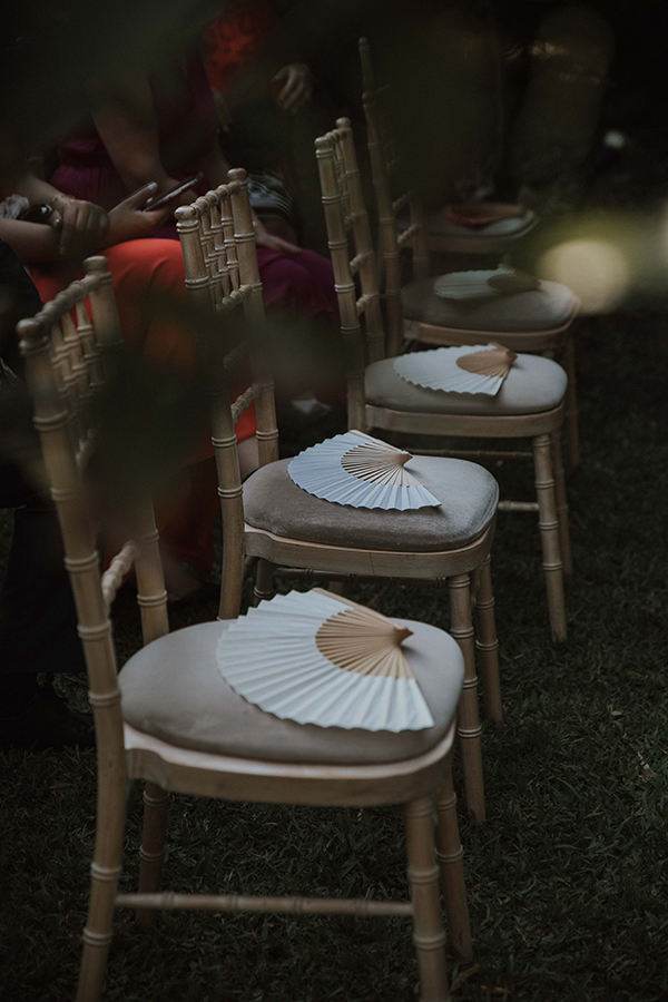 destination-wedding-athens-fuchsia-peach-roses_22