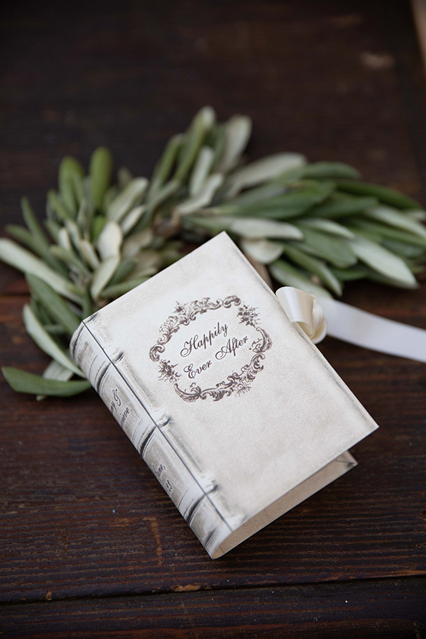 destination-wedding-athens-fuchsia-peach-roses_42x