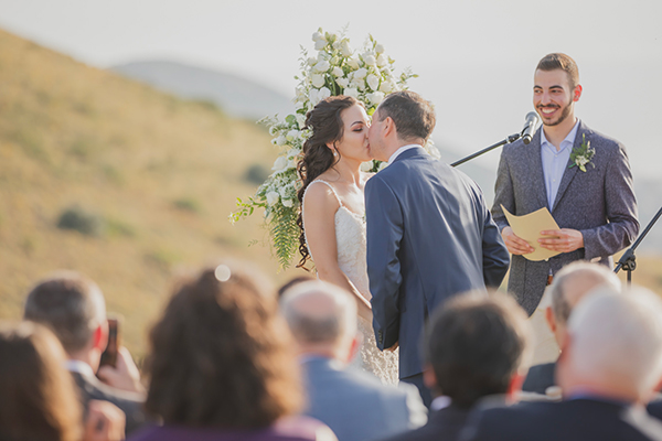 gorgeous-summer-wedding-ktima-xatzi-white-peonies_20