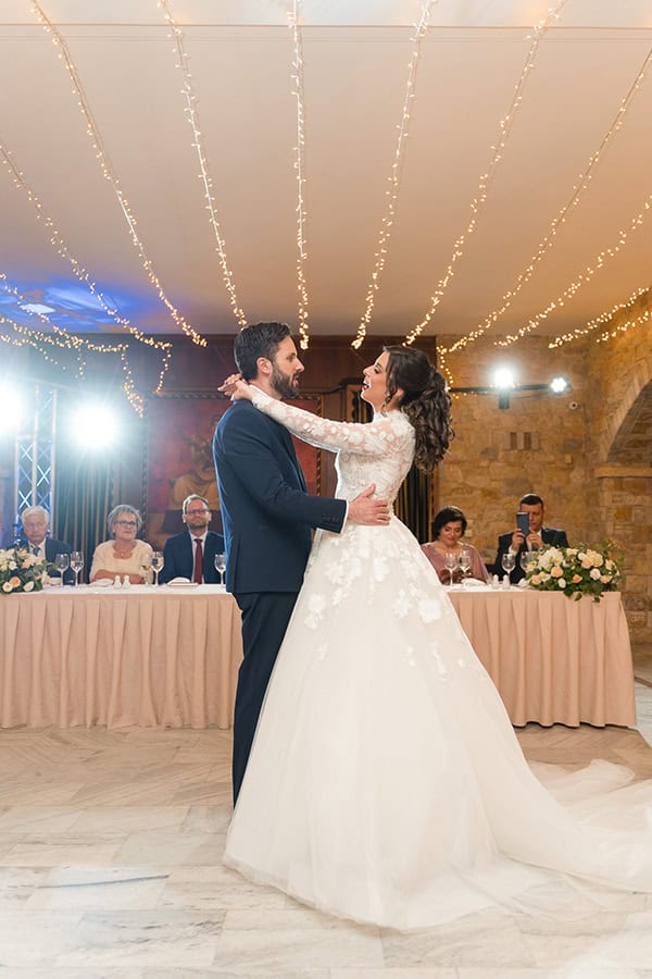 lovely-spring-wedding-kellari-papachristou_27x
