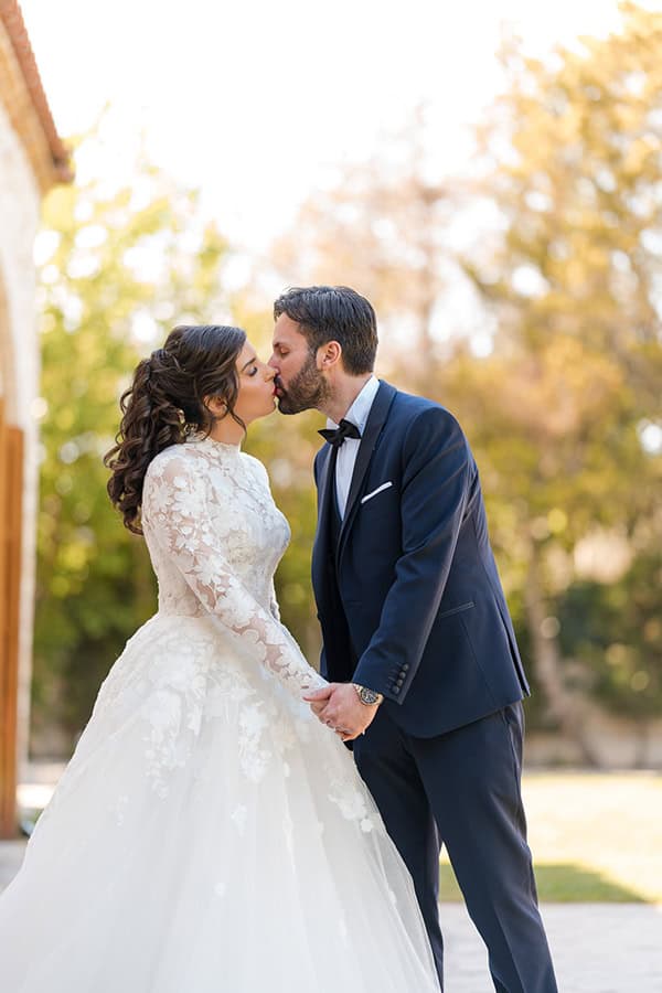 lovely-spring-wedding-kellari-papachristou_32