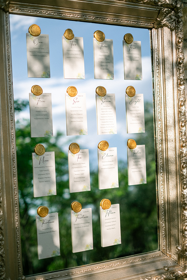 modern-chic-spring-civil-wedding-athens-field-flowers_25z