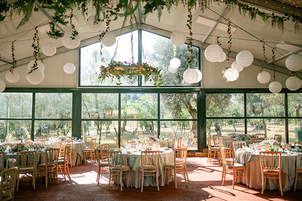 modern-chic-spring-civil-wedding-athens-field-flowers_28