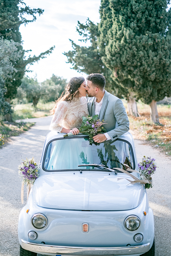 modern-chic-spring-civil-wedding-athens-field-flowers_38