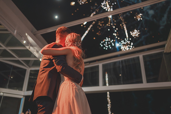 modern-fall-wedding-athens-colorful-flowers_36