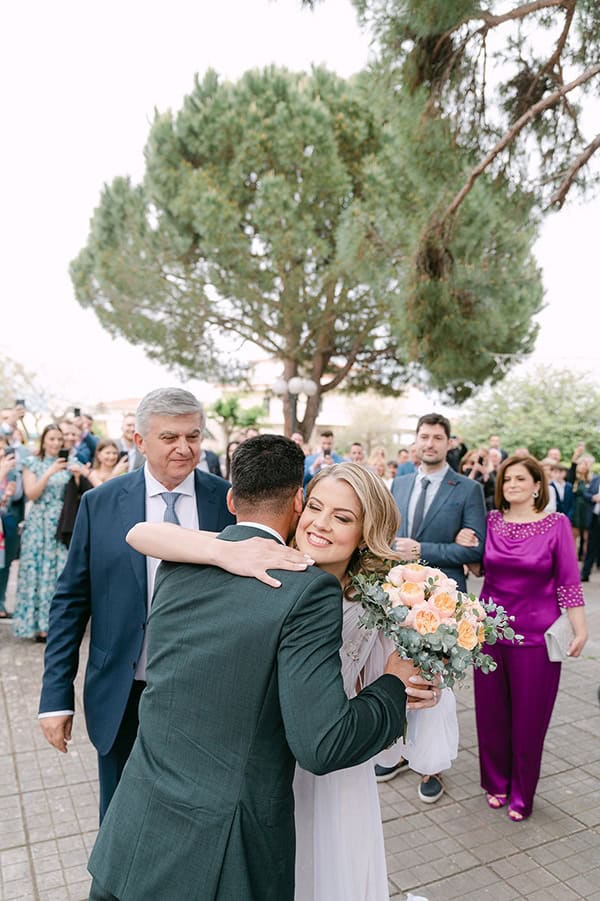 romantic-spring-wedding-nafpaktos-white-orange-roses_27
