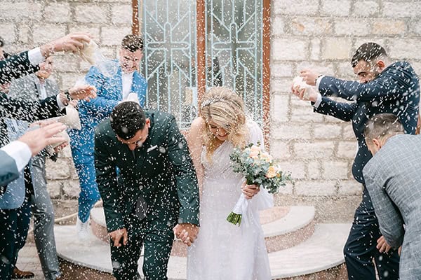 romantic-spring-wedding-nafpaktos-white-orange-roses_36