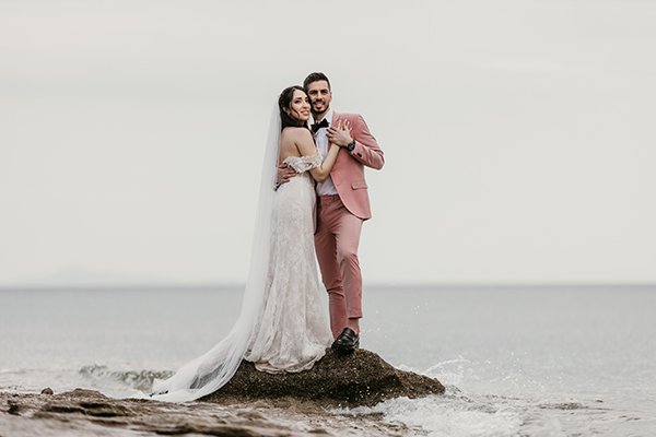 romantic-spring-wedding-white-bougainvillea_01