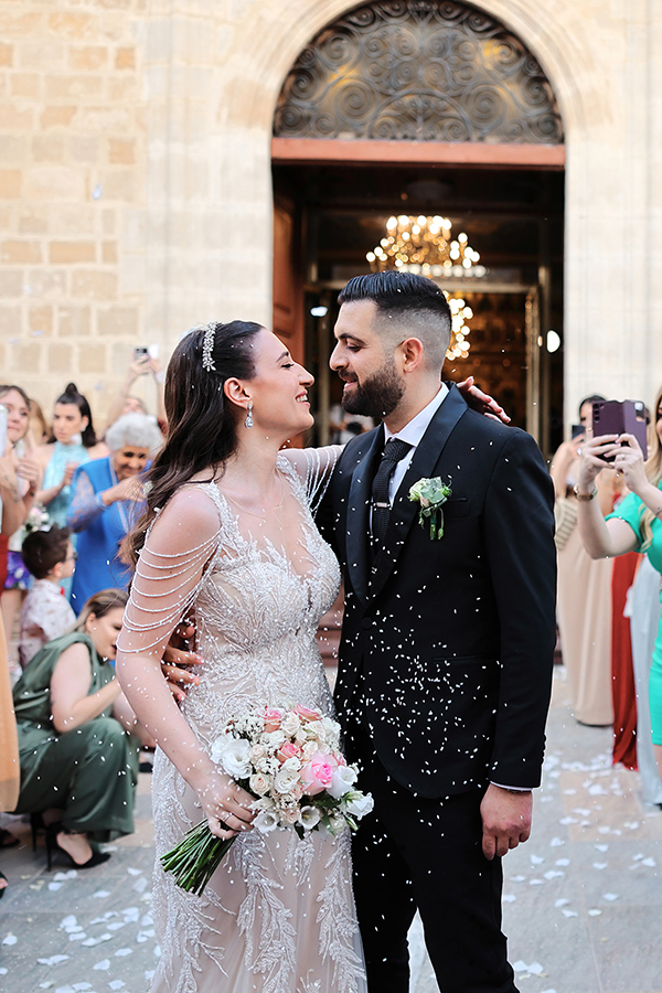 romantic-summer-wedding-nicosia-pink-roses_19