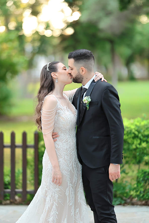 romantic-summer-wedding-nicosia-pink-roses_27