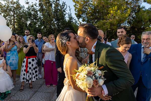 romantic-summer-wedding-saronida_06x