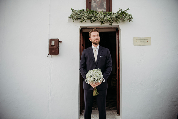 romantic-summer-wedding-skopelos-baby-breath_13