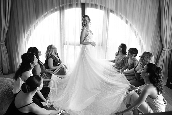 romantic-summer-wedding-thessaloniki-white-hydrangeas_07