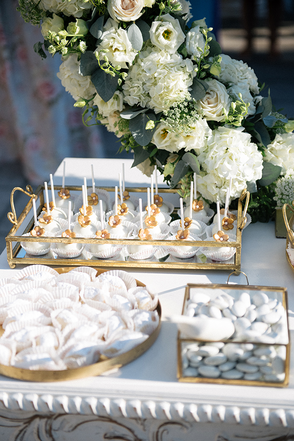 romantic-summer-wedding-thessaloniki-white-hydrangeas_16