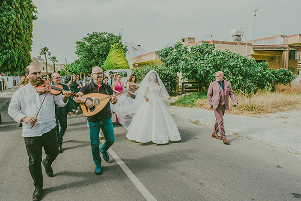 spring-wedding-limassol-romantic-details_05x