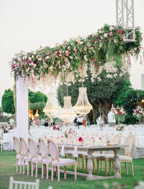 stunning-summer-wedding-golf-prive-magenta-hues_08z
