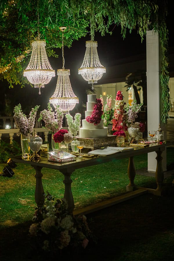 stunning-summer-wedding-golf-prive-magenta-hues_14