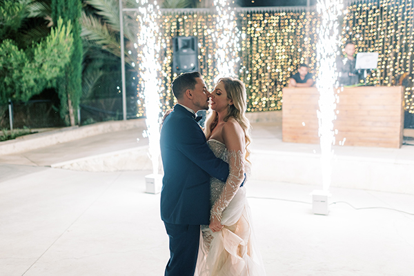 ultra-romantic-summer-wedding-nicosia-light-blue-hydrangeas_47