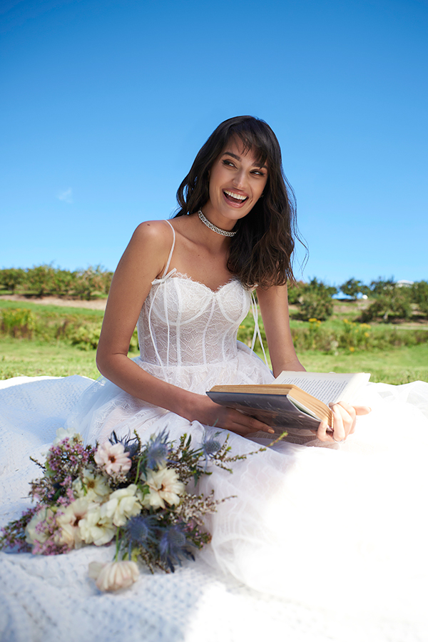 unique-wedding-dresses-sincerity-bridal-collection-justin-alexander_11x