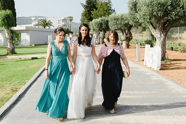 allwhite-wedding-evia-romantic-details_14