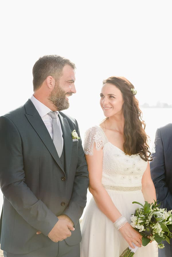 allwhite-wedding-evia-romantic-details_16