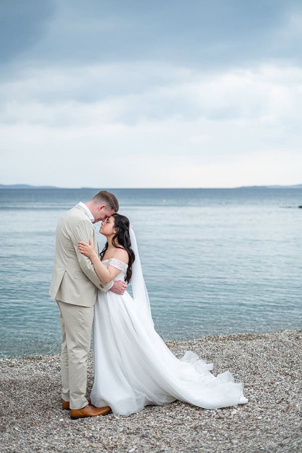 beautiful-spring-wedding-fucshia-peonies_03