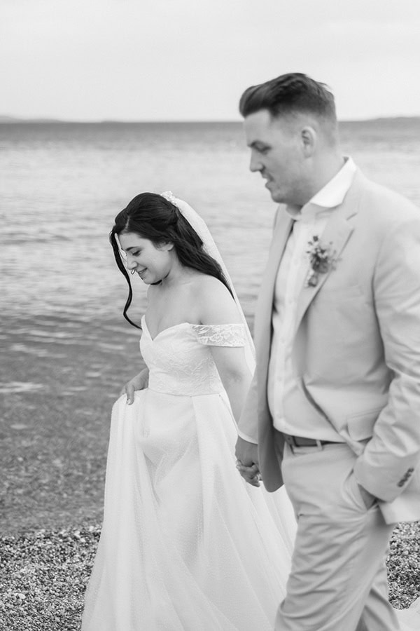 beautiful-spring-wedding-fucshia-peonies_04