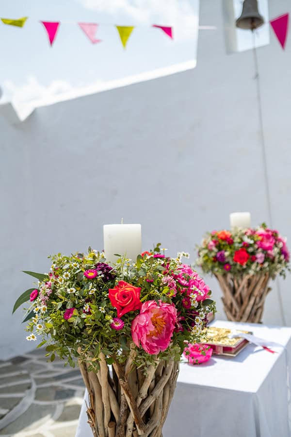beautiful-spring-wedding-fucshia-peonies_13x