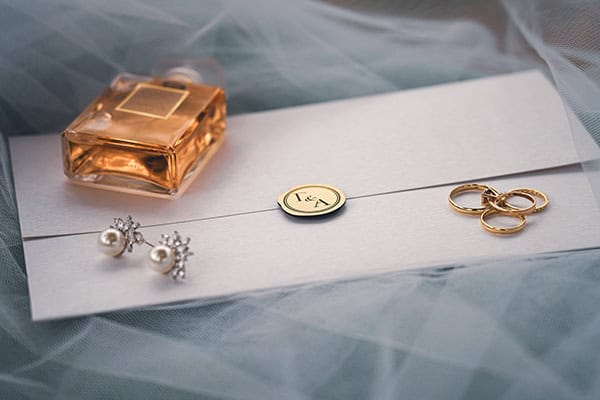 beautiful-summer-wedding-aigio-white-flowers_06