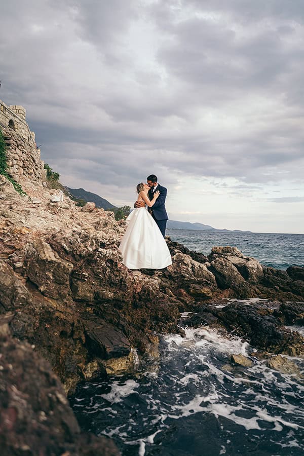 beautiful-summer-wedding-aigio-white-flowers_27