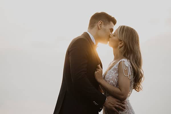 beautiful-summer-wedding-baby-breath-larissa_23